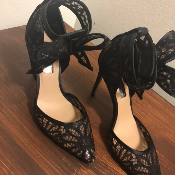 Beautiful black heels - Picture 4 of 6